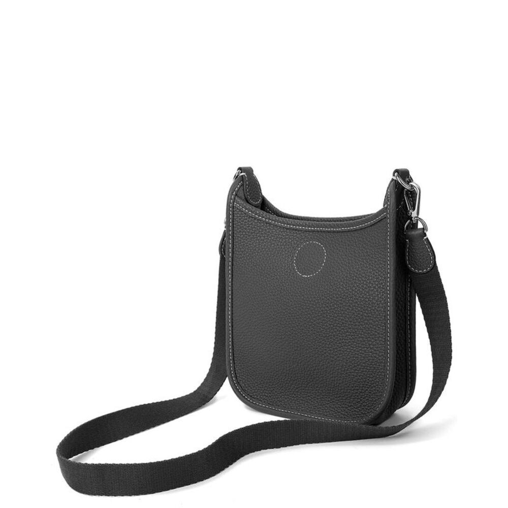 Elegant Black Crossbody Bag - Picture 2 of 3